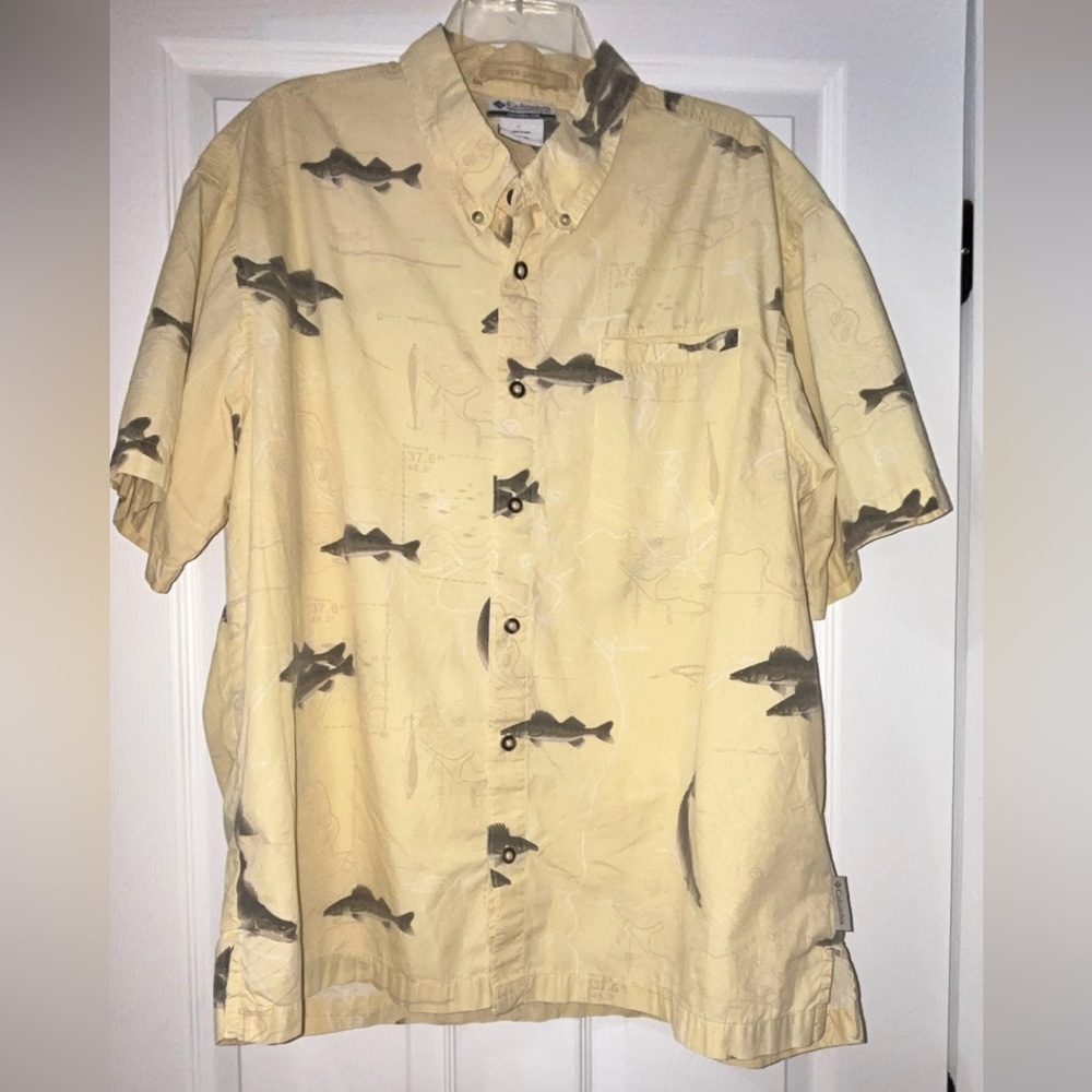 Columbia Men's River Lodge  Button Down Shirt XL
